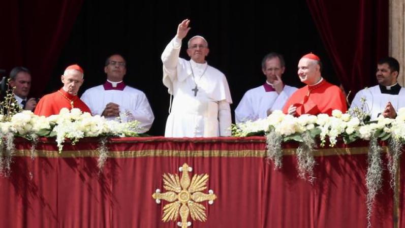 CIUDAD DEL VATICANO, 31 de diciembre de 2013 - El papa Francisco celebró el domingo como pontífice su primera misa de Pascua.