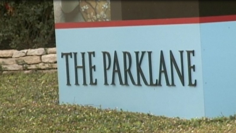 El edificio Parklane es reconocido por ser uno de los lugares favoritos para vivir de médicos que trabajan en el Houston Medical Center, uno de los más importantes centros médicos del mundo.