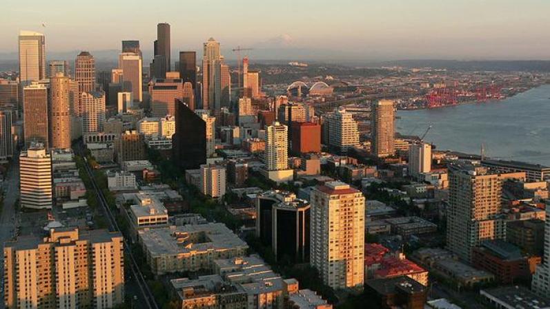 Seattle, Washington: Hogar de una fuerza de trabajo bien educada y entrenada, Seattle está llena de energía creativa, con compañías súper innovadoras como Amazon y un grupo de empresarios visionarios.