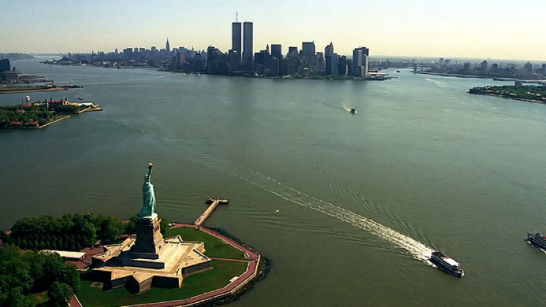 Nueva York: A pesar del alto costo de vida, la ciudad ofrece beneficios para los emprendedores. También, la Biblioteca Pública de Nueva York y el Citi Foundation auspician una competencia para empresarios con planes de comenzar un nuevo negocio.