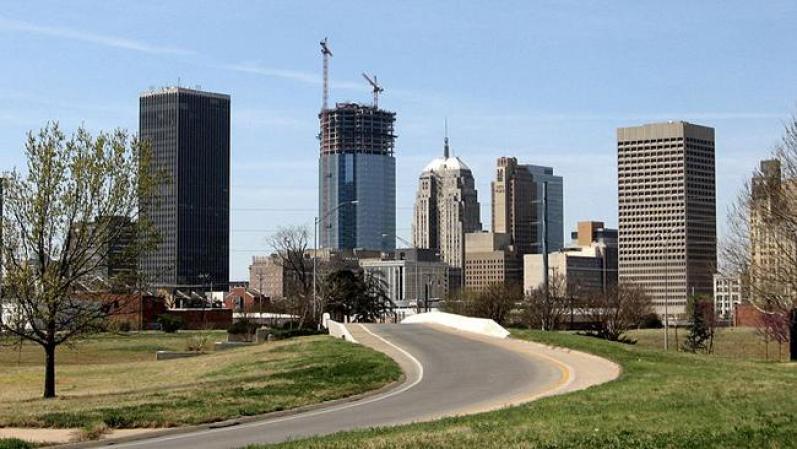 Oklahoma City, Oklahoma: La ciudad ofrece un costo de vida módico y tiene una gran concentración de inversionistas locales en la industria petrolera. El estado de Oklahoma provee asistencia a quienes comienzan un negocio, tal como alquiler de espacio asequible.