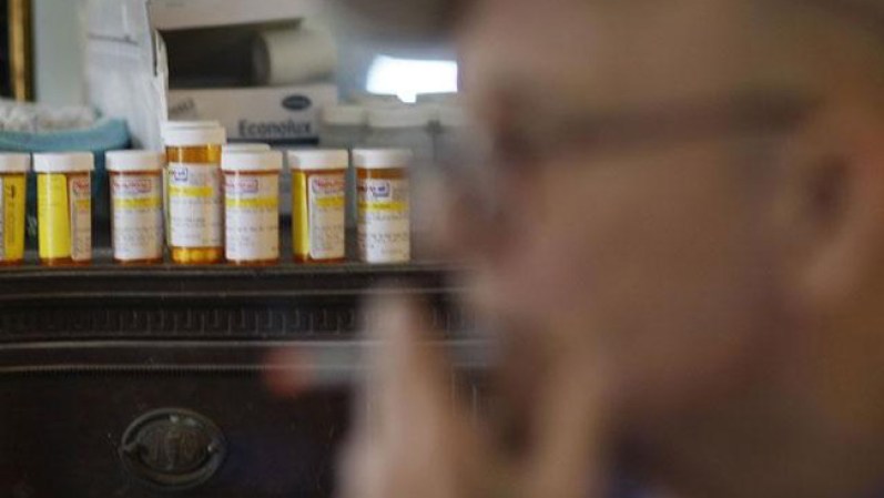 Ancianos de bajos recursos de la Florida viven preocupados por el futuro de su cuidado médico.