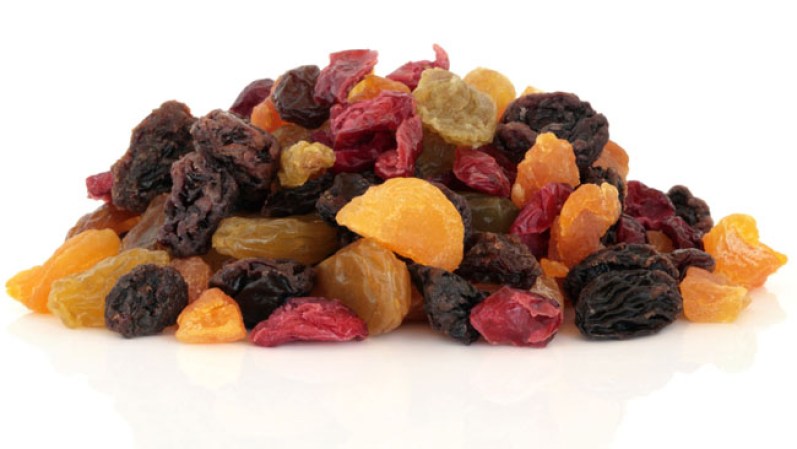 Frutos secos: tienen alto contenido de vitamina E, que previene el envejecimiento de la piel y promueve la producción de melanina, haciendo el bronceado más duradero.