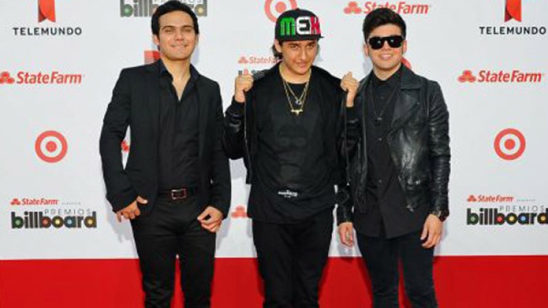 Los chicos de 3Ball MTY son hombres de negro. Cada uno fiel a su estilo, lucieron irreverentes y divertidos.