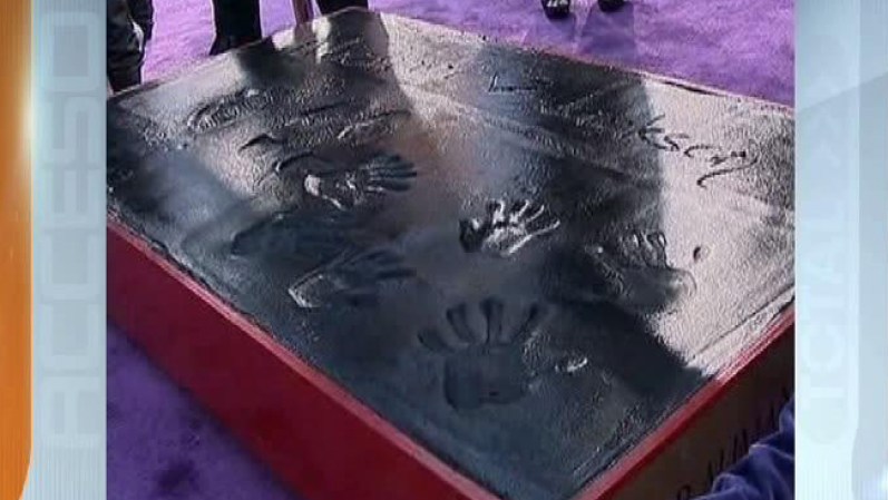 Michael Jackson ahora no sólo está presente con su música y en el corazón de sus más fieles seguidores. Ahora quedó inmortalizado para siempre en Hollywood.