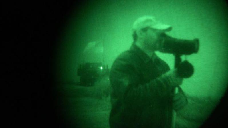 Las cámaras resultan muy útiles para detectar los movimientos sospechosos. Son sensibles a cualquier ruido o movimiento bajo la tierra o sobre ella.