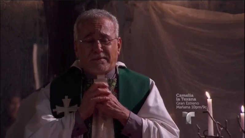 Un sacerdote a punto de explotar.