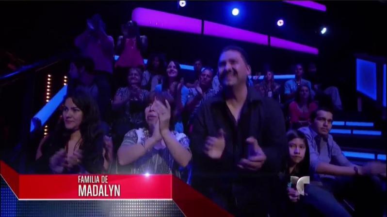 El público en los estudios sin duda que estaba muy emocionado con las presentaciones musicales de los niños en el primer show de batallas de "La Voz Kids"