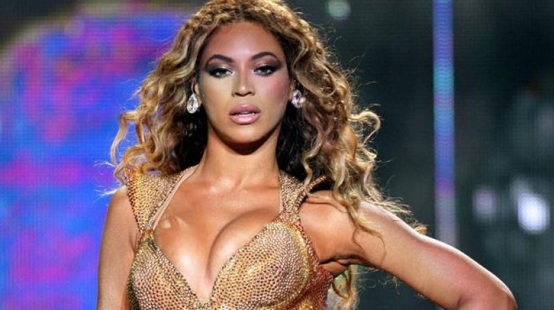 NEW YORK - JUNE 21: Singer Beyonce Knowles performs onstage at Madison Square Garden on June 21, 2009 in New York City. (Photo by Bryan Bedder/Getty Images) *** Local Caption *** Beyonce Knowles