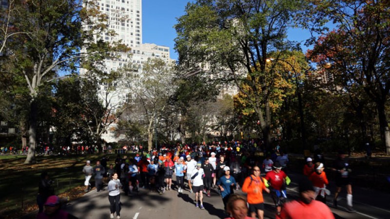 Muchos corredores no se dieron por vencidos tras la suspensión del Maratón de la Ciudad de Nueva York, y acudieron a Central Park este domingo.