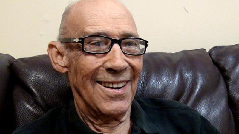 Reynaldo Miravalles cumple 90 años
