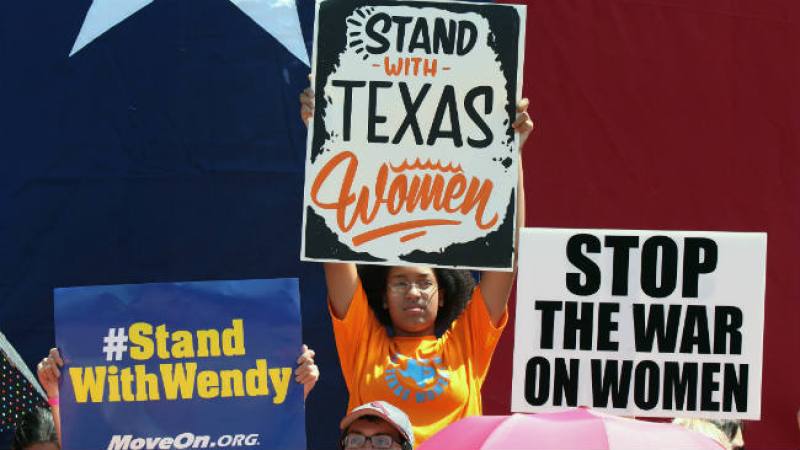 Texas declara la guerra a abortistas