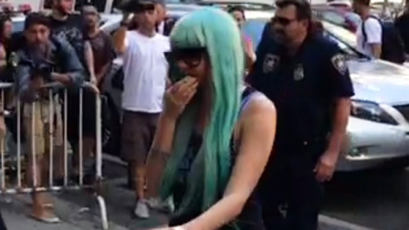 Amanda Bynes, de peluca verde en corte