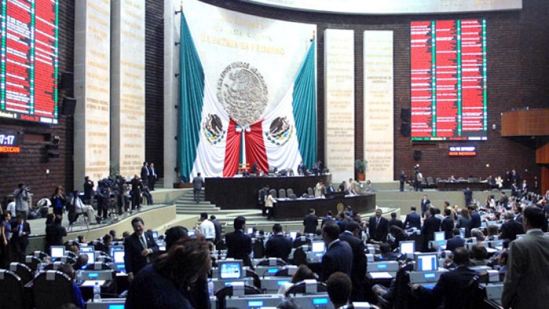México promulga ley a favor de víctimas