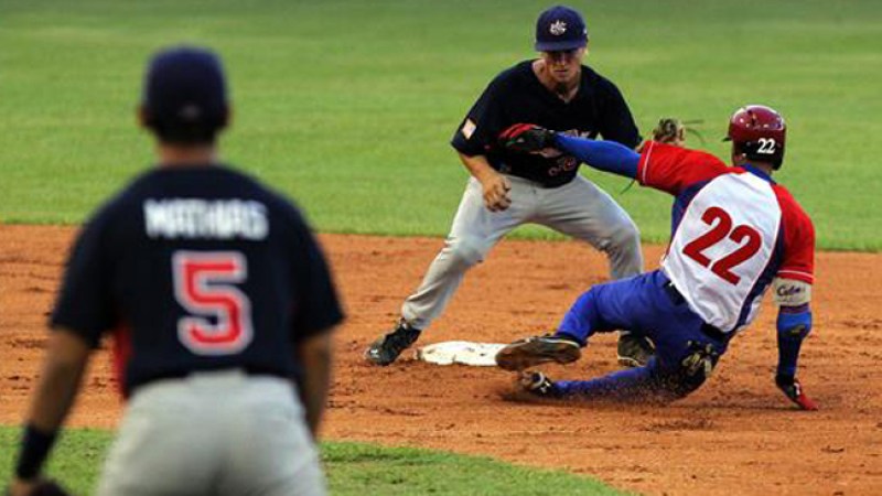 Cuba gana a EEUU en béisbol