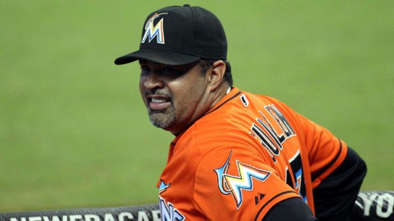 Por bocón y malos resultados Guillén fuera de los Marlins.