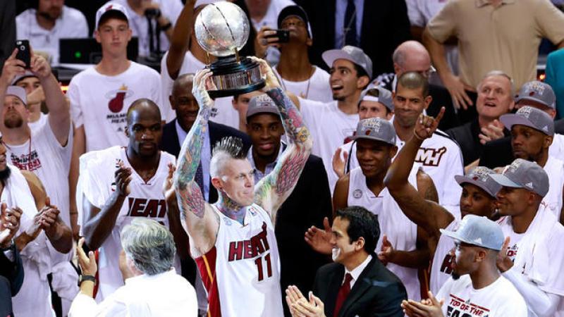 El Heat se alza con la victoria