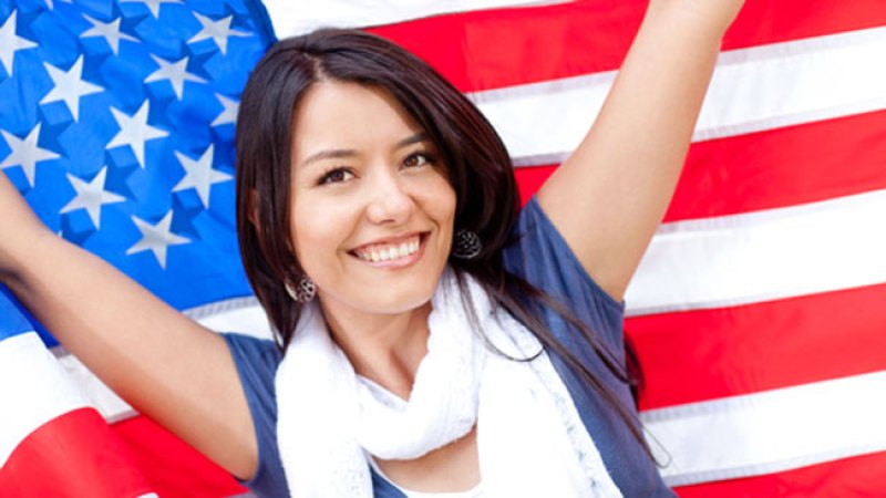 Retan a latinos a aprender inglés