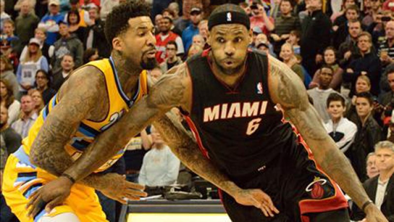 LeBron y el Heat derrotan a Toronto