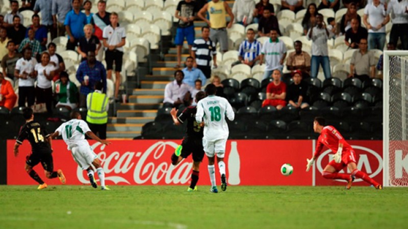 La selección nigeriana de fútbol derrotó a la mexicana 3-0 y se quedó con el título mundial sub-17.