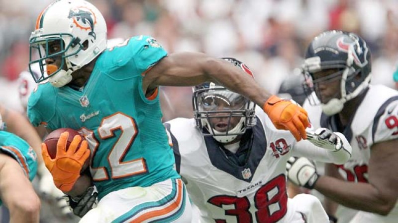 Reggie Bush (22) fue la estrella del partido.