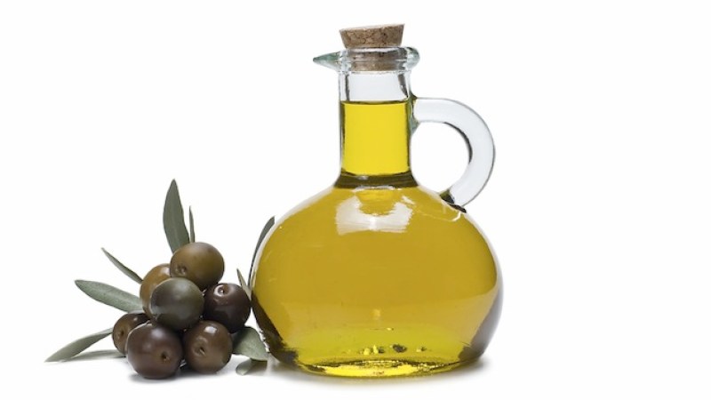 El aceite de oliva extravirgen es el que contiene propiedades que son buenas para la salud.