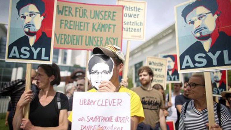 Todas quieren casarse con Snowden