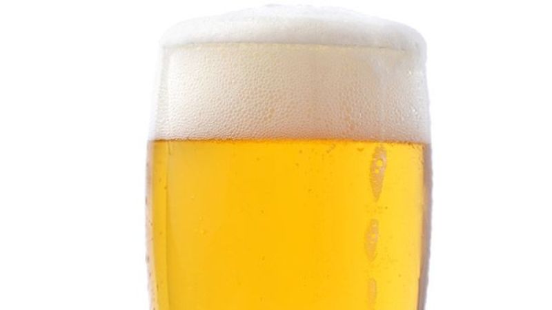 Consumir cerveza protegería el corazón