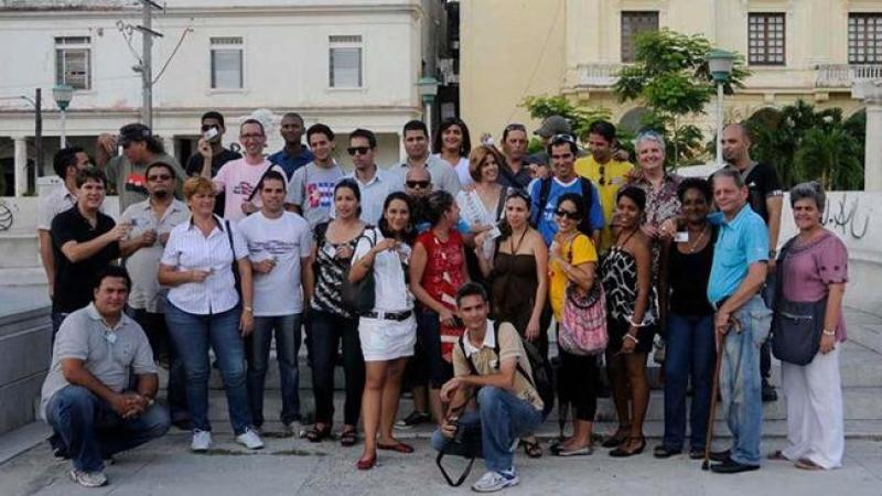 Tuiteros oficialistas en La Habana