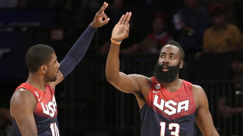 El base de origen australiano Kyrie Irving, de los Cavaliers de Cleveland, fue el líder en la dirección del juego al repartir seis asistencias, 11 puntos y cuatro rebotes. EFE