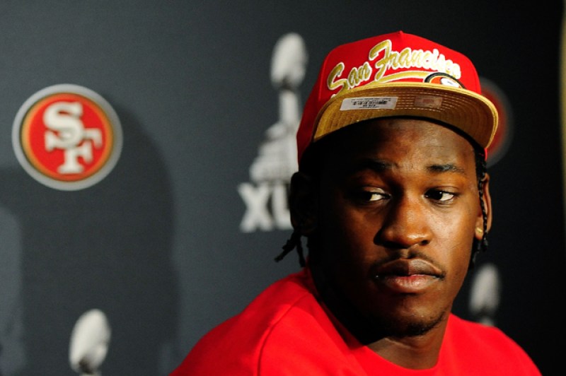 Aldon Smith suspendido por la NFL