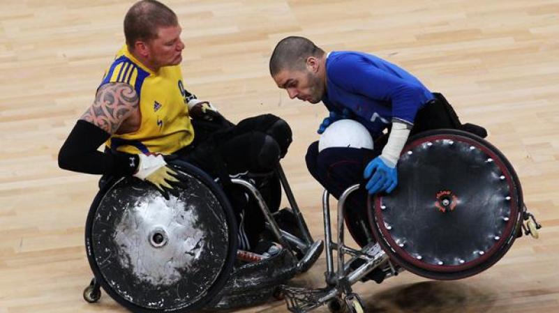 MIERCOLES 18 DE ABRIL: A sólo meses de que den inicio las Olimpiadas en Londres, la ciudad inglesa celebra una competencia de rugby en silla de ruedas con atletas que, a pesar de tener algún impedimento físico, dan lo mejor de sí.