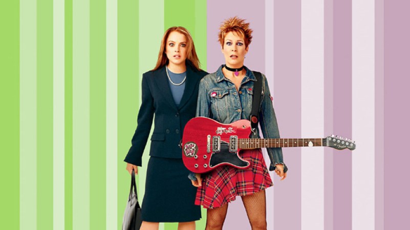 (2003) Lohan interpreta a una adolescente que cambia de cuerpo con su mamá en la película "Freaky Friday". La producción obtiene más de $110 millones y Lohan obtiene el “MTV Movie Award” como mejor revelación femenina.
