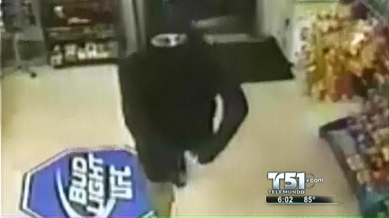 El ladrón, vestido como un ninja, ya es buscado por el FBI.