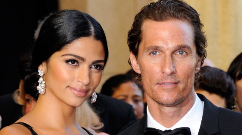 Matthew McConaughey hace buenas películas y cada una con una actriz distinta, pero la gran protagonista de su vida es la brasileña Camila Alves, su esposa.
