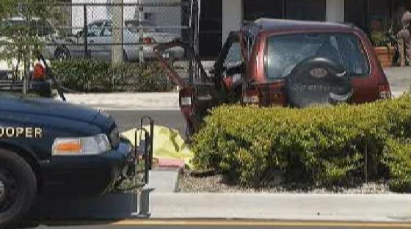 El accidente fatal ocurrió en la US 1 cerca de la calle 160 del suroeste. Una persona murió y otra fue llevada al Hospital Jackson Memorial.
