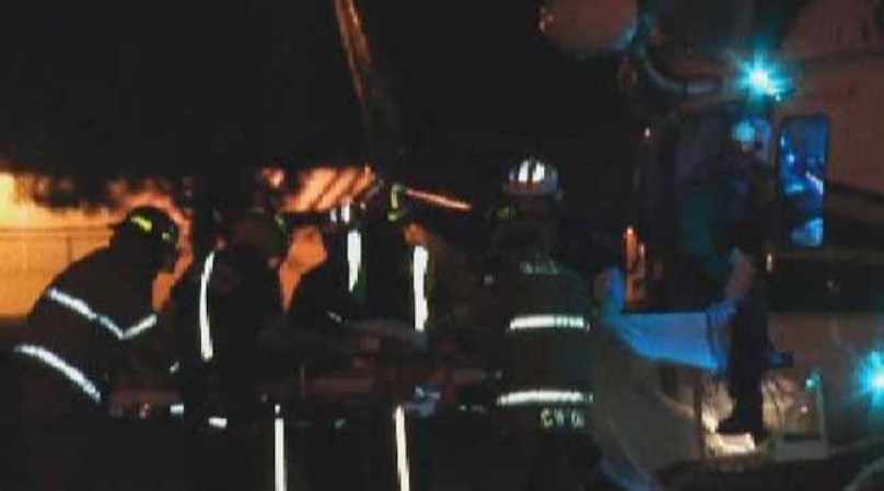 Un hombre identificado como Ramón Lorido que robó un camión de remolque llevó a las autoridades en una persecución antes de chocar el camión en un edificio de apartamentos en Hialeah la madrugada del miércoles 7 de agosto del 2013.