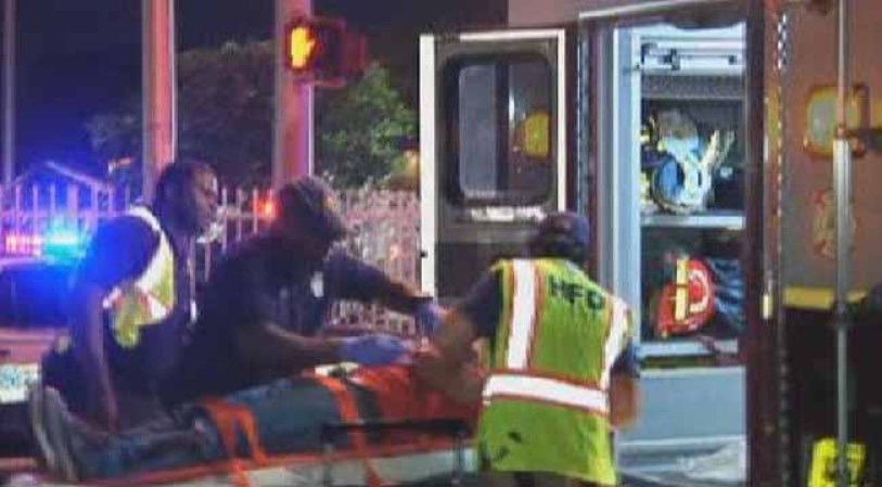 Trasladado a una ambulancia.
