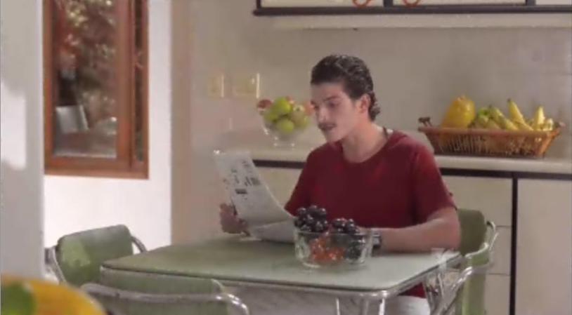 'Chili" y los secuaces de Pablo también la reciben.