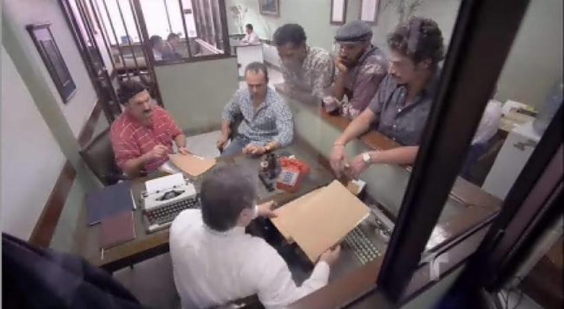 Lo hacen que ponga todas sus propiedades a nombre de Pablo.