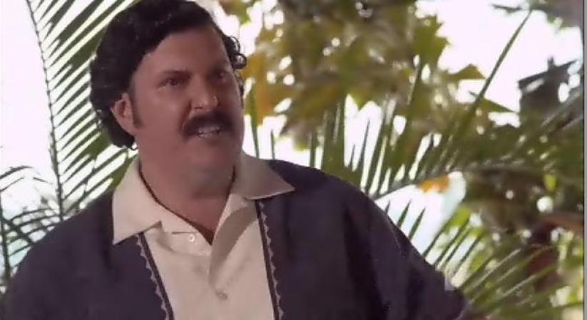 A Pablo Escobar el nuevo nombramiento no le cae en gracia, pues que lleguen los liberales al poder significa que promoverán el tratado de extradición.