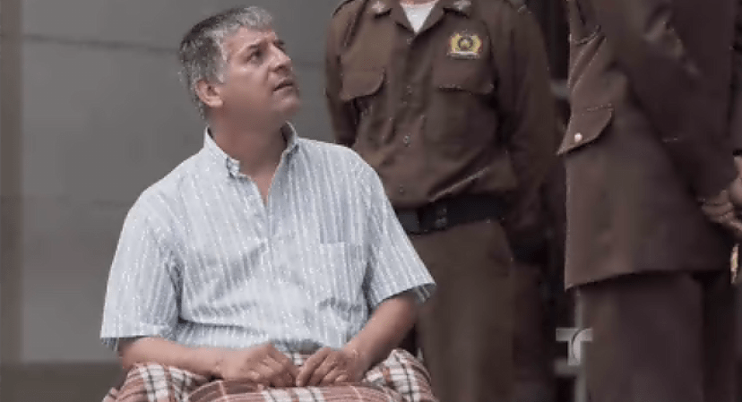 El Comandante sale de la clínica y aunque le falta una pierna quiere seguir persiguiendo a los narcotraficantes.