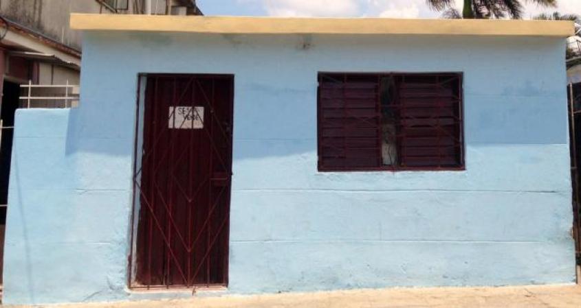 Casa con sala, comedor, cocina, baño, recámara. Cerro, Habana. Tel. 8704440. Precio:$9,500.