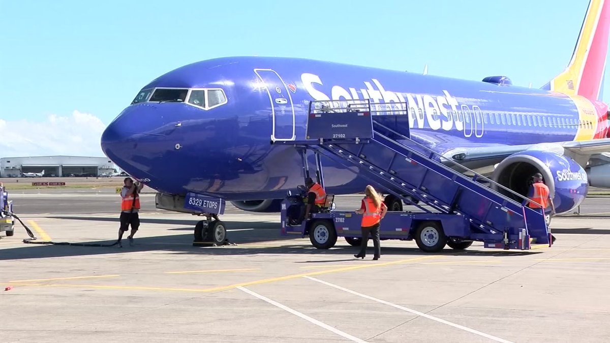 El Departamento de Transporte multó a Southwest Airlines con $140 ...