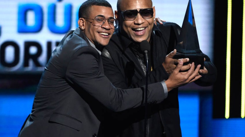 2015 Latin American Music Awards - Show