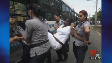 CUBA-DAMAS-DE-BLANCO