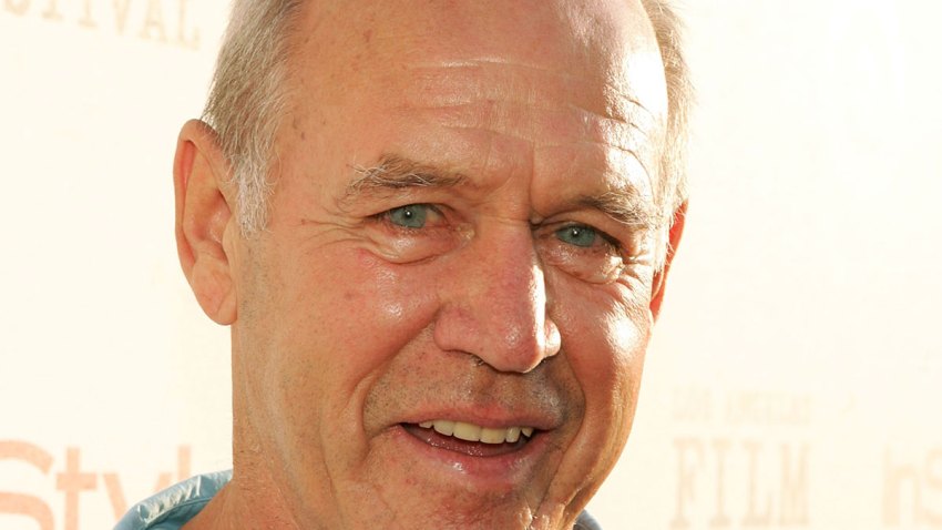 Geoffrey-Lewis1