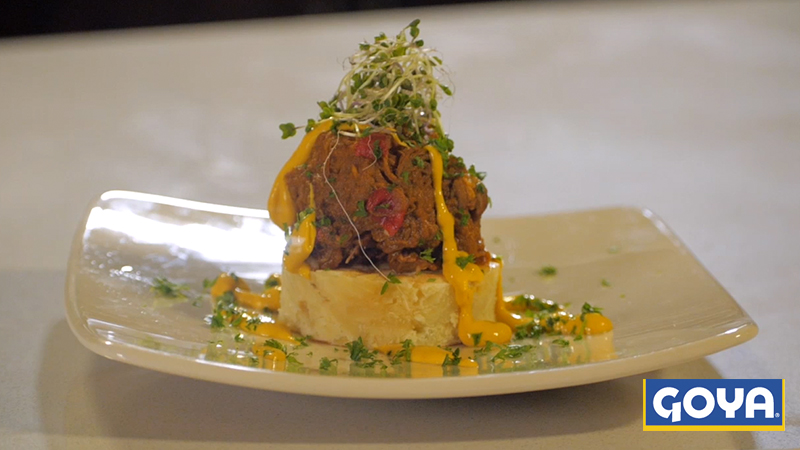 TC-2015-Goya-Ropa-Vieja-sobre-tortilla-espanola