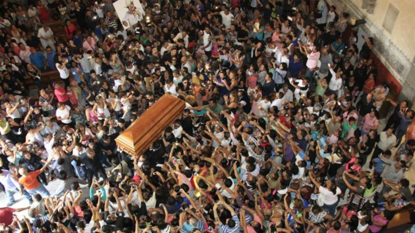 TLMD-adios-a-joan-sebastian-en-categral-de-cuernavaca-mexico-efe-635726071023472884w