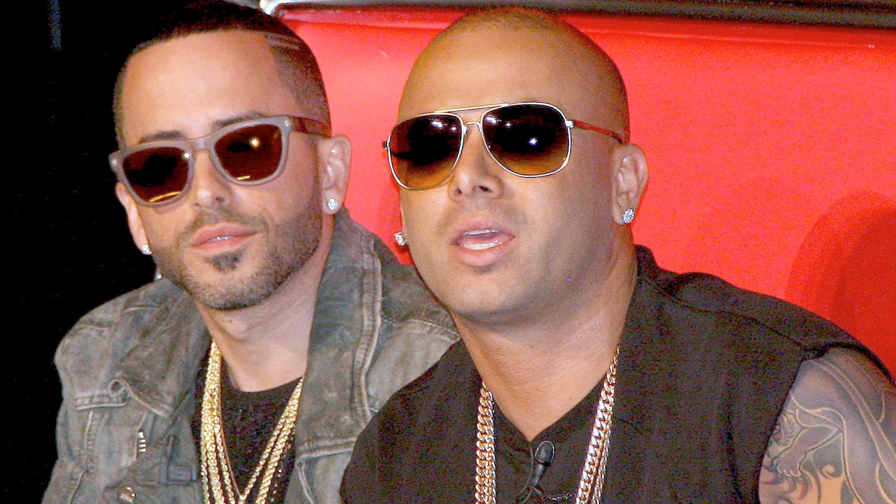 Wisin Y Yandel Wisin y Yandel recibirán importante reconocimiento – Telemundo Miami (51)